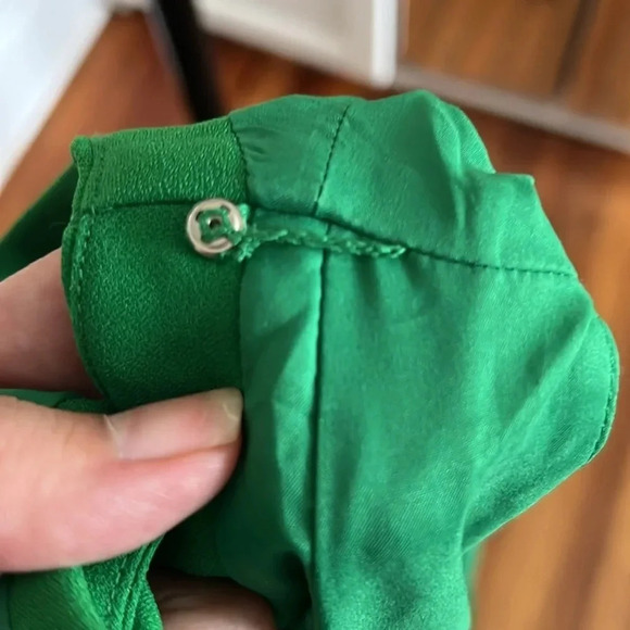 Banana Republic Kelly Green Sleeveless Sheath Style Lined Dress - Gently Used - Picture 7 of 10